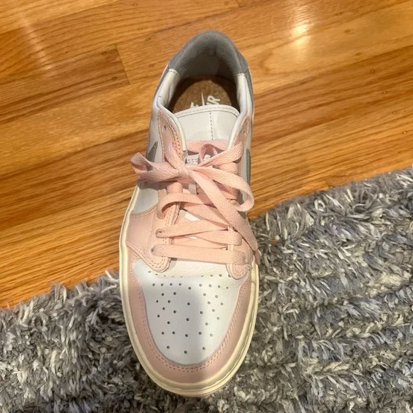 Nike Kids' Sneakers in Pink, Gray, and White - Picture 5 of 5